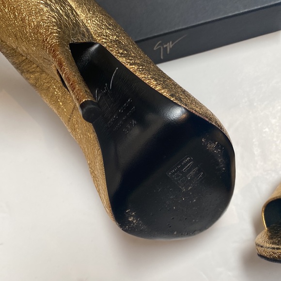 Giuseppe Zanotti Gold Alien/Warby Cristallo Heels Gold Glamour Metallic Pumps - Picture 10 of 16